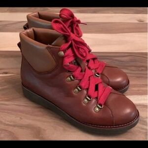 Womens Bionica Natick Two Tone Hiker Boots size  8.5